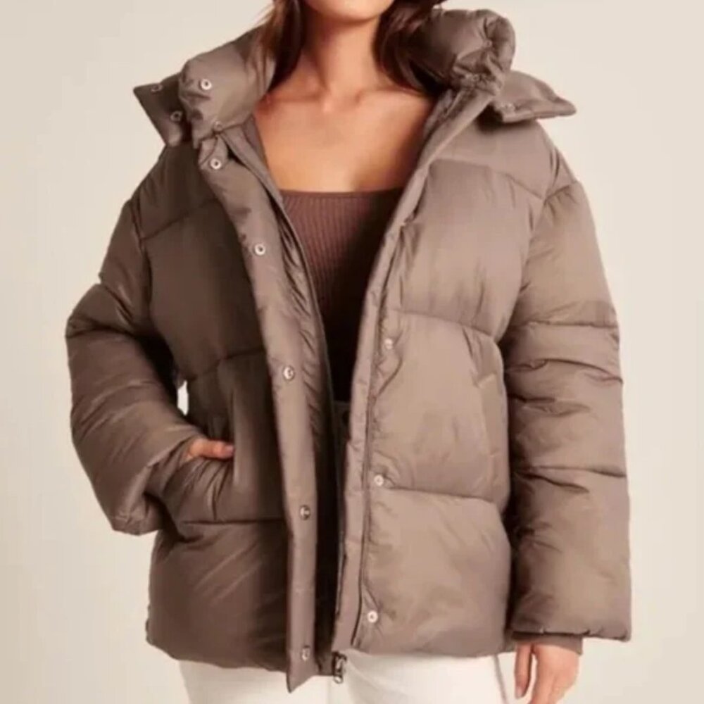 Abercrombie and Fitch Oversized Duvet Puffer in Mauve